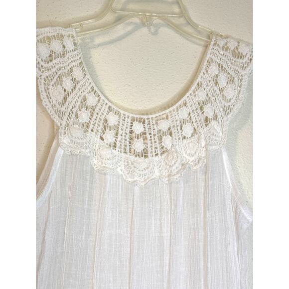 Simply Irresistible Women's White Crochet Cinched Waist Semi Sheer Top Size M - Picture 3 of 7